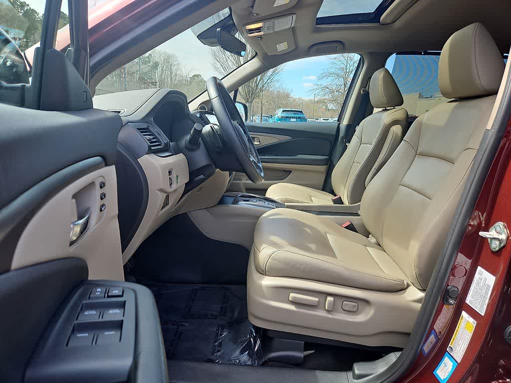 Thumbnail: 2021 Honda Pilot - 14