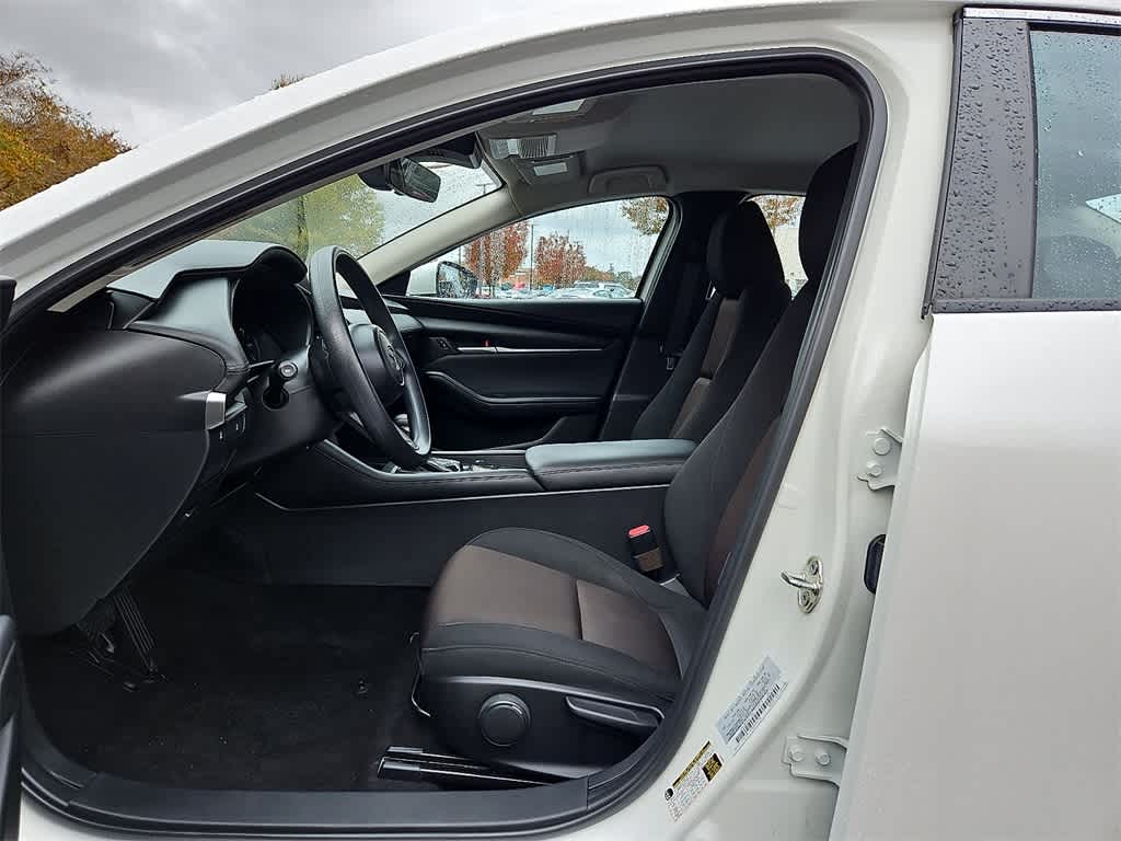 Thumbnail: 2021 Mazda Mazda3 - 13