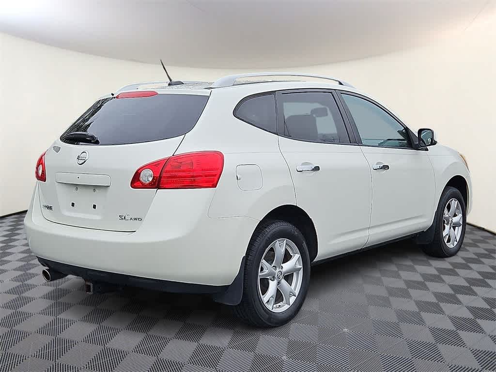 Thumbnail: 2010 Nissan Rogue - 4