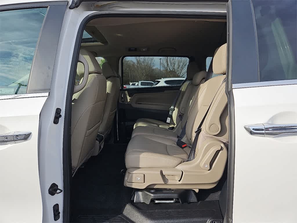 Thumbnail: 2023 Honda Odyssey - 9