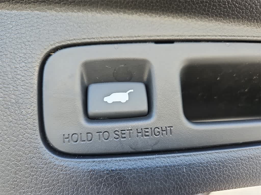 Thumbnail: 2023 Honda CR-V - 24