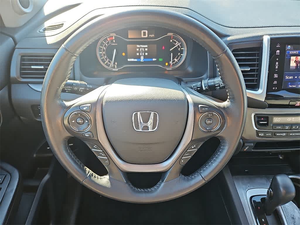 Thumbnail: 2018 Honda Pilot - 17