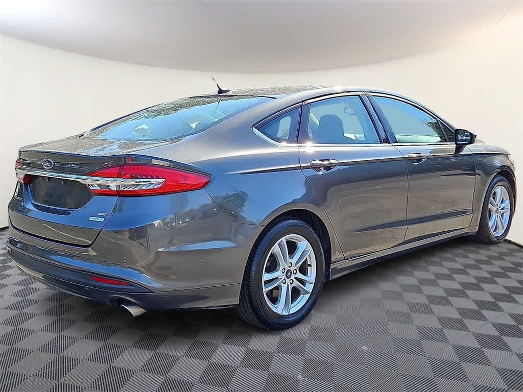 Thumbnail: 2018 Ford Fusion - 4