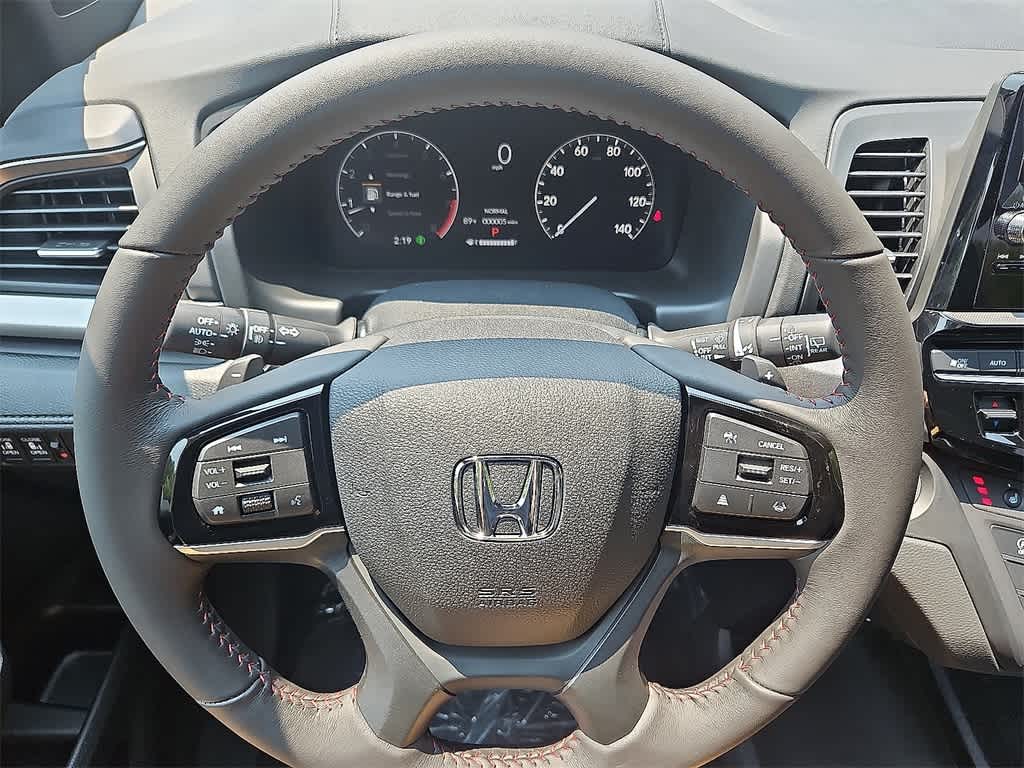 2025 Honda Odyssey Sport 15