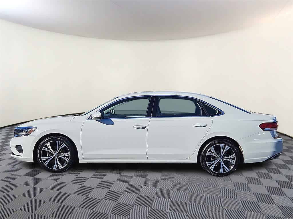 Thumbnail: 2022 Volkswagen Passat - 7