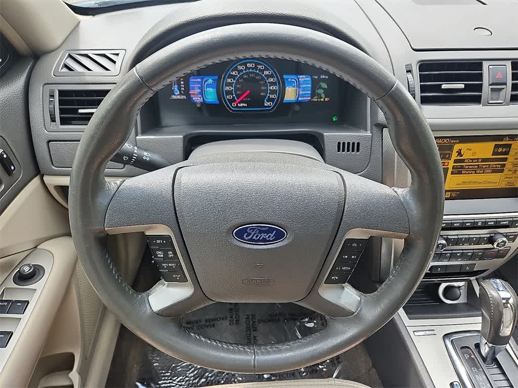 Thumbnail: 2010 Ford Fusion - 20