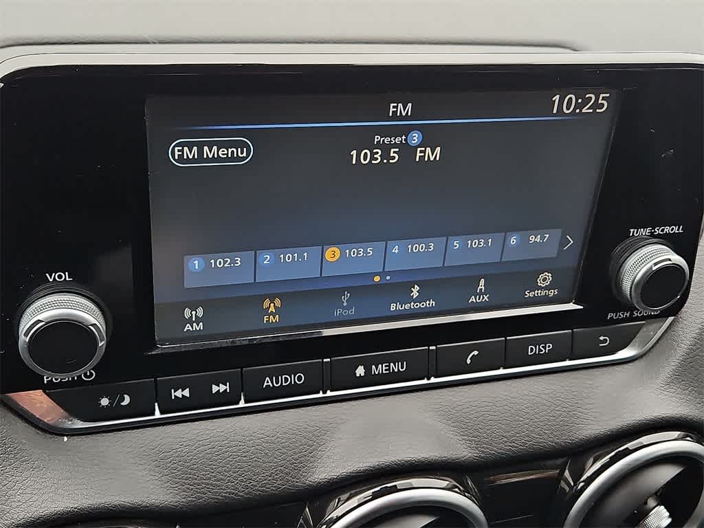 Thumbnail: 2020 Nissan Sentra - 16