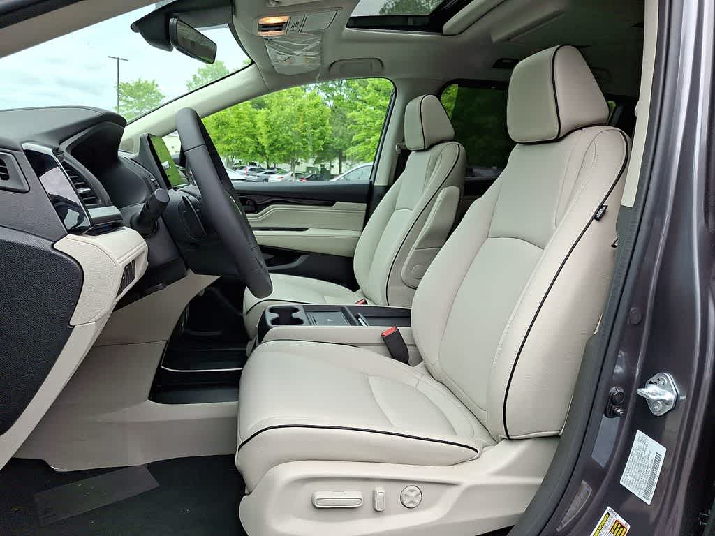 Thumbnail: 2026 Honda Odyssey - 9