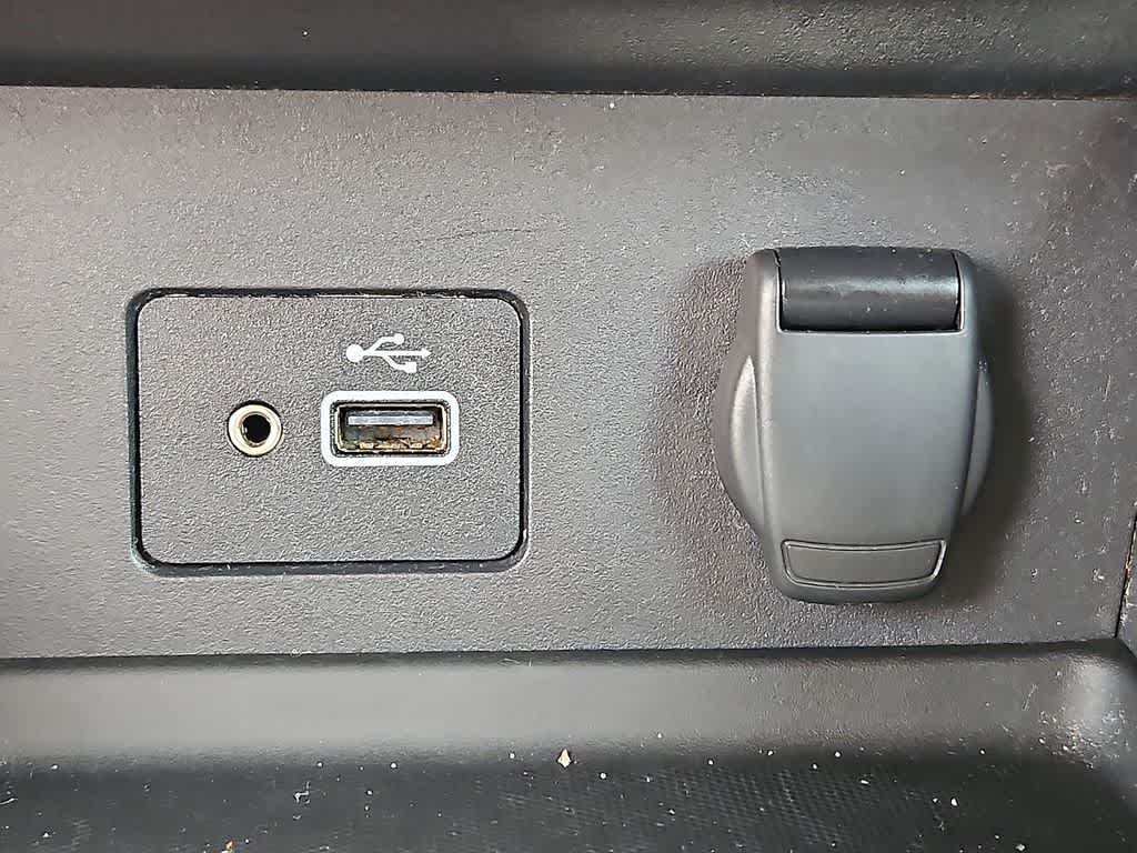 Thumbnail: 2020 Nissan Sentra - 25