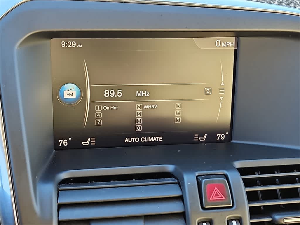 Thumbnail: 2017 Volvo XC60 - 15