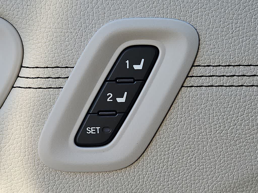 Thumbnail: 2026 Honda Pilot - 18