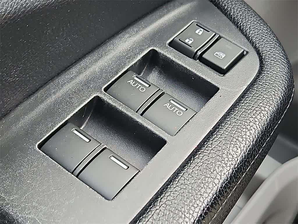 Thumbnail: 2017 Honda Pilot - 26