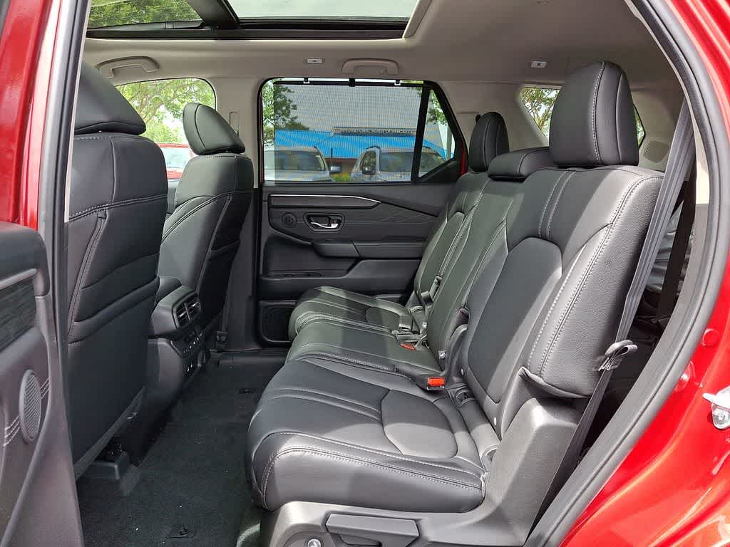 Thumbnail: 2026 Honda Pilot - 5