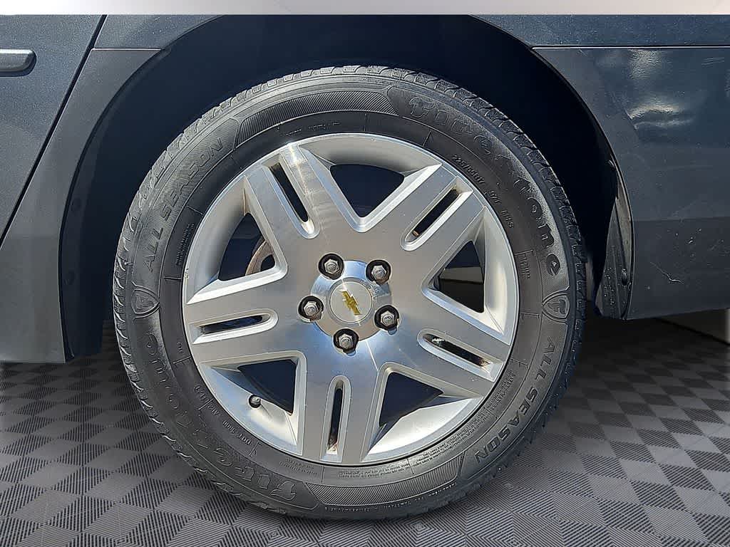 Thumbnail: 2011 Chevrolet Impala - 8