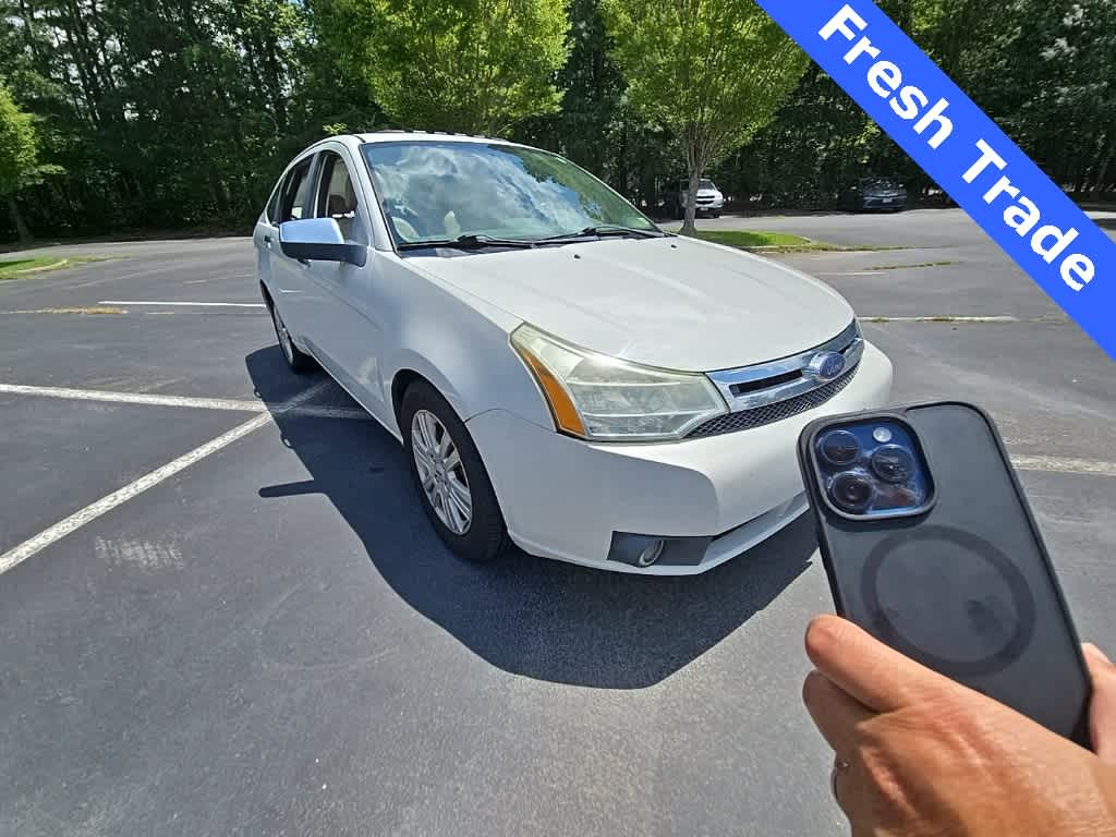 Thumbnail: 2010 Ford Focus - 8