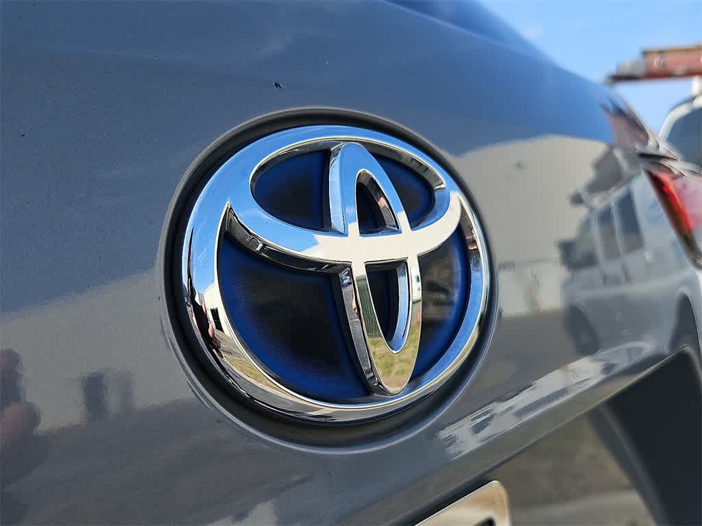 Thumbnail: 2022 Toyota Highlander - 30