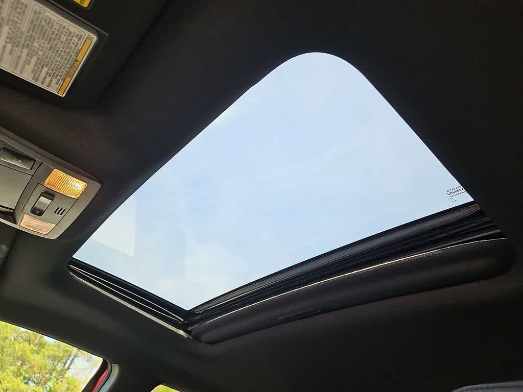 Thumbnail: 2018 Toyota Tacoma - 13