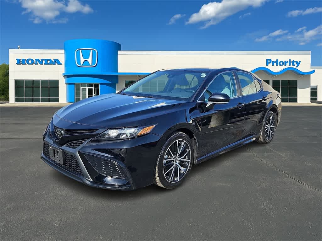 Thumbnail: 2022 Toyota Camry - 1