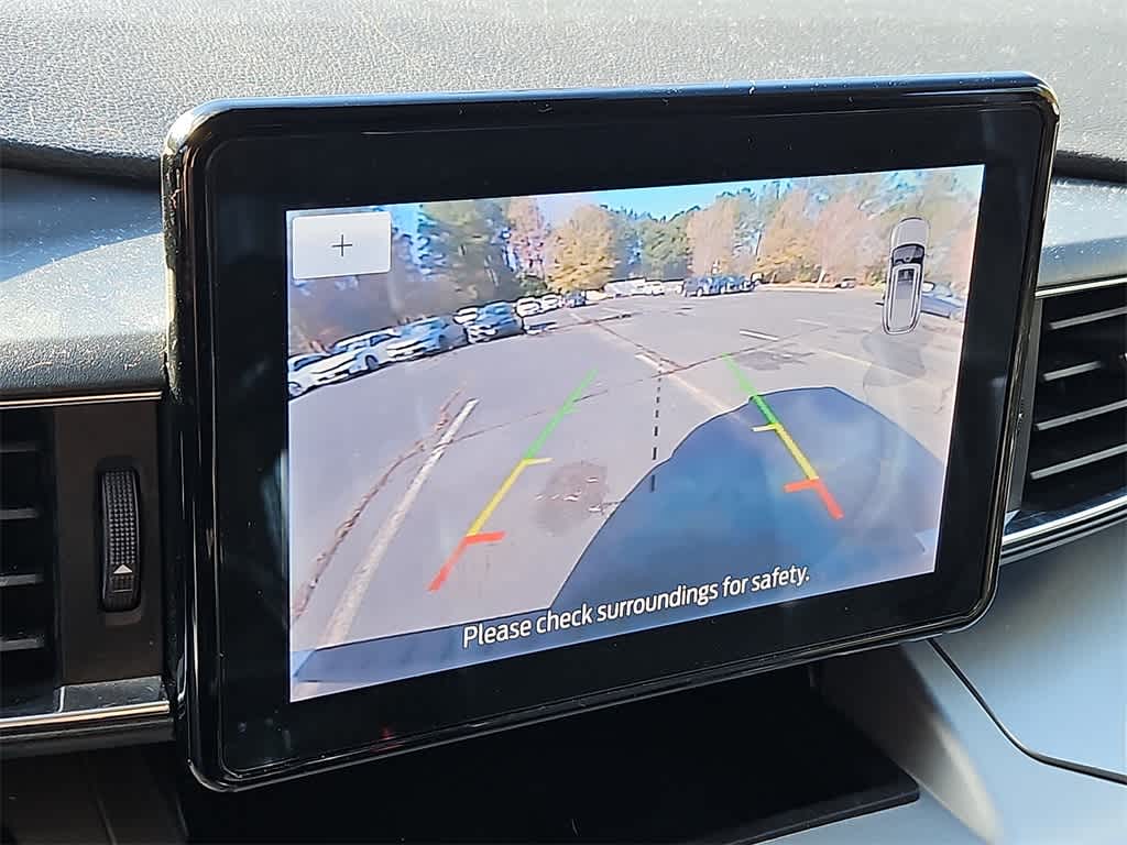 Thumbnail: 2021 Ford Explorer - 13