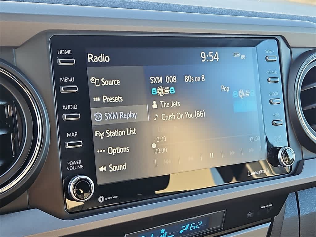 Thumbnail: 2022 Toyota Tacoma - 15