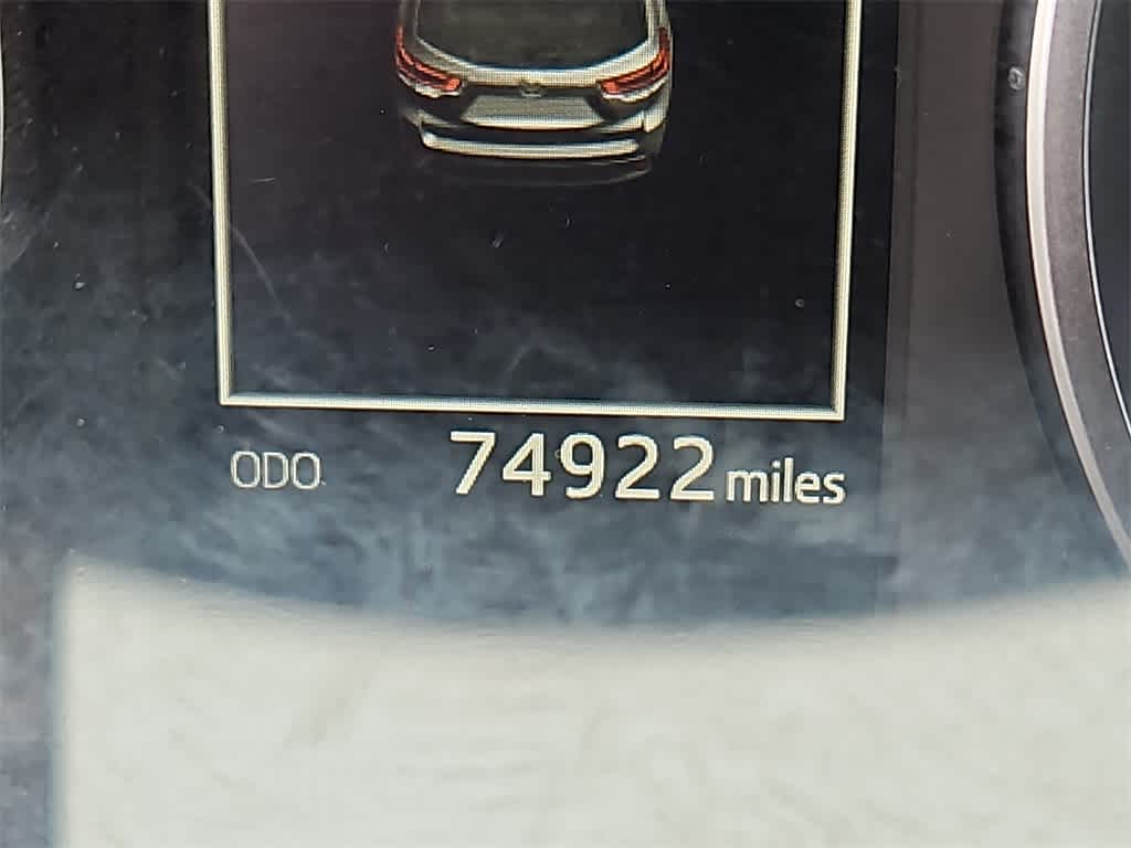 Thumbnail: 2019 Toyota Highlander - 21