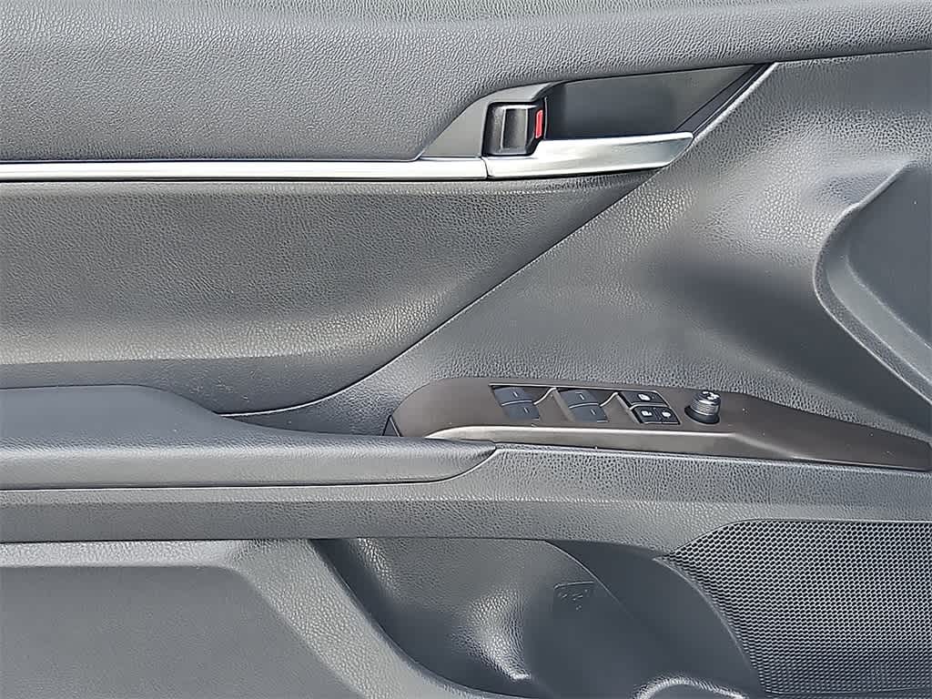Thumbnail: 2024 Toyota Camry - 12