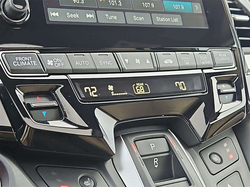 Thumbnail: 2023 Honda Odyssey - 15