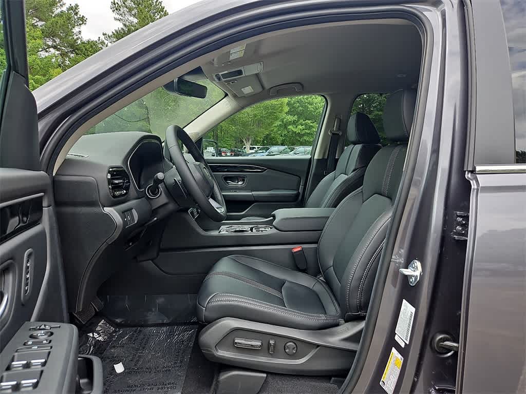 2025 Honda Pilot EX-L 10