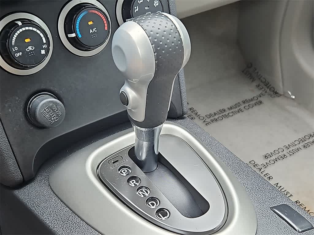 Thumbnail: 2012 Nissan Rogue - 14