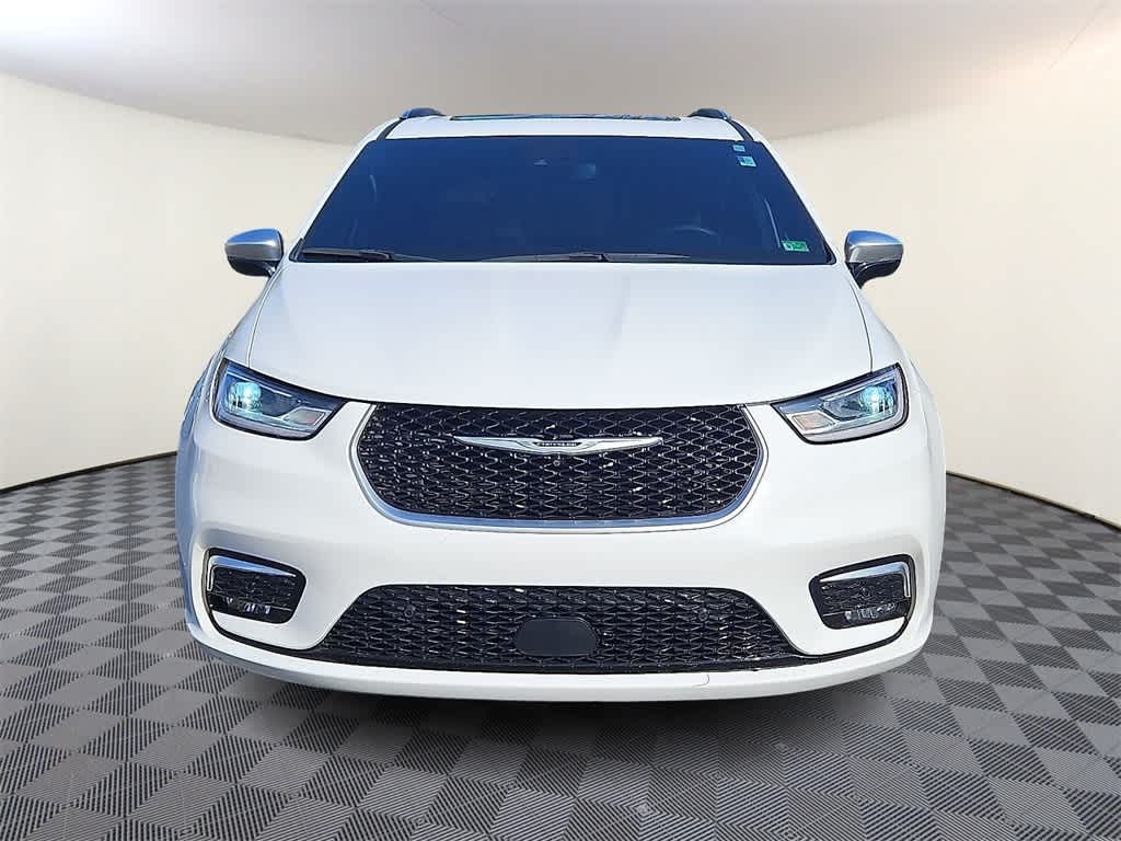 Thumbnail: 2023 Chrysler Pacifica - 2