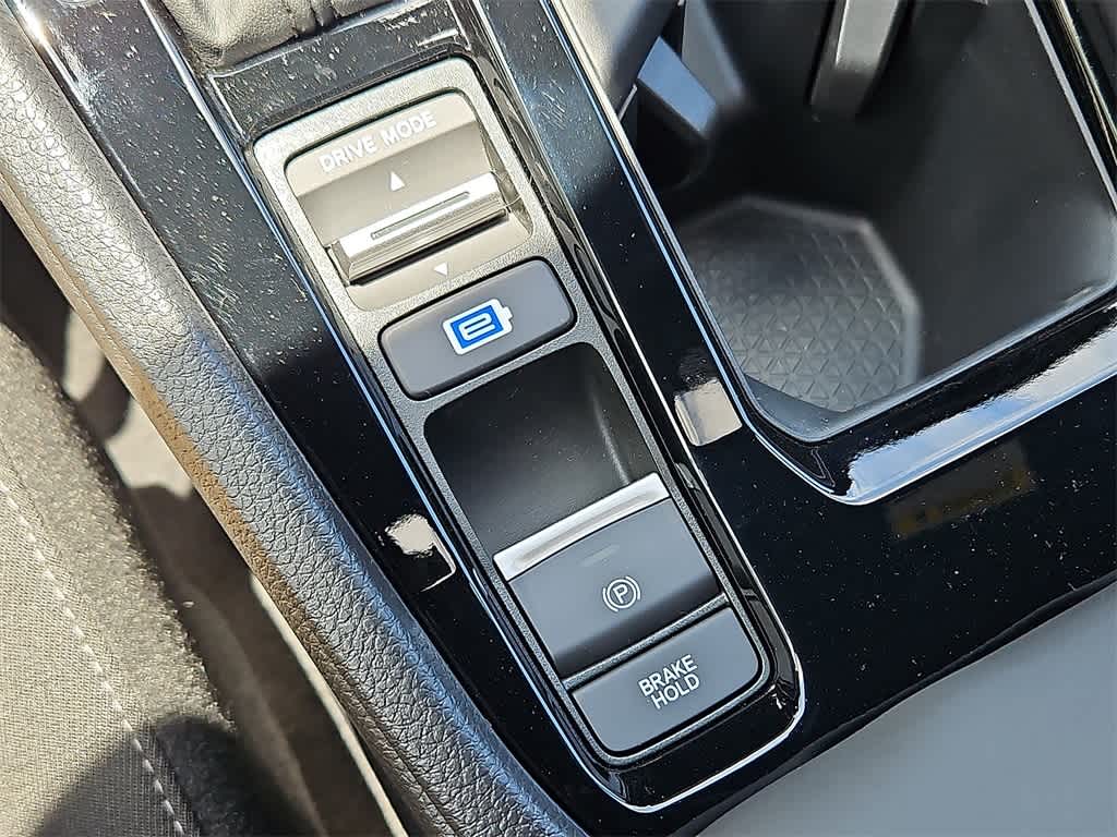 2025 Honda Accord Sport 16