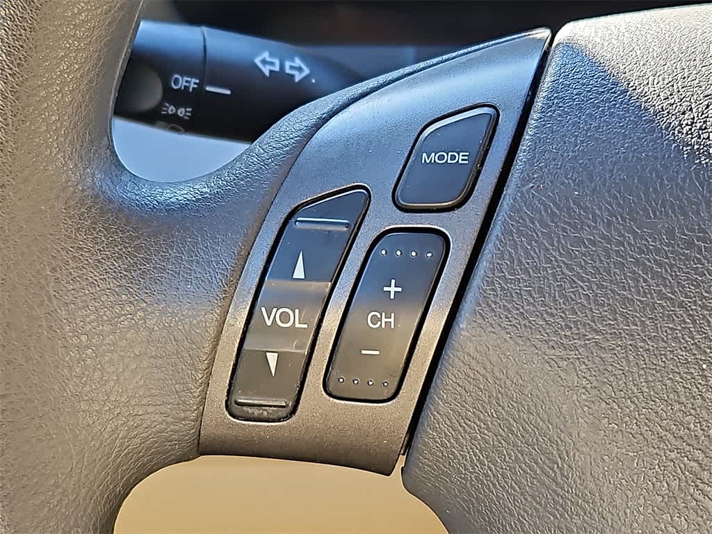 Thumbnail: 2010 Honda Odyssey - 14