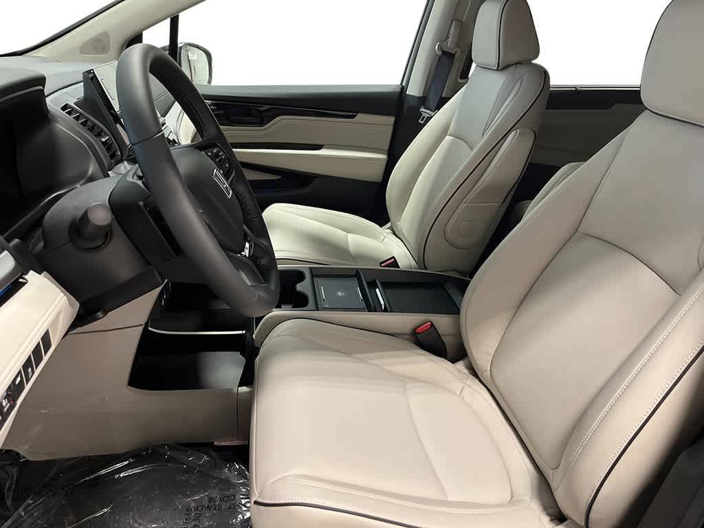 Thumbnail: 2026 Honda Odyssey - 16