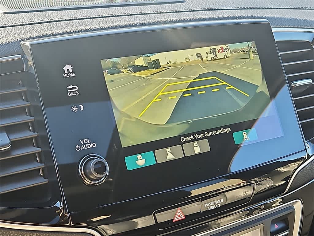 Thumbnail: 2020 Honda Passport - 18