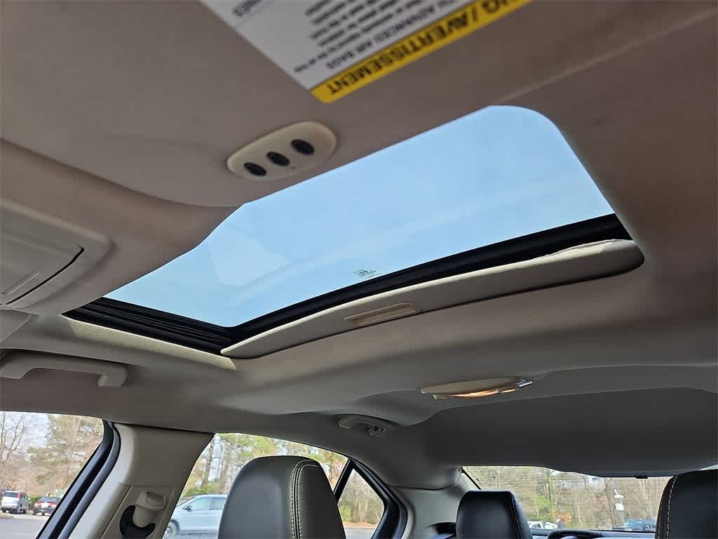 Thumbnail: 2011 Ford Taurus - 12