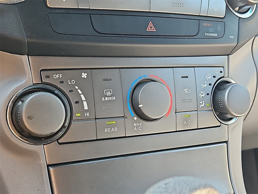 Thumbnail: 2008 Toyota Highlander - 16