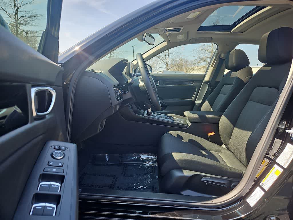 Thumbnail: 2024 Honda Civic - 10