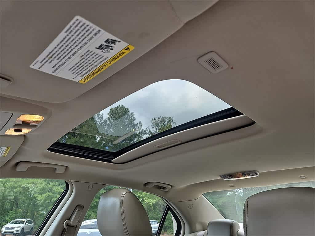 Thumbnail: 2010 Ford Fusion - 14