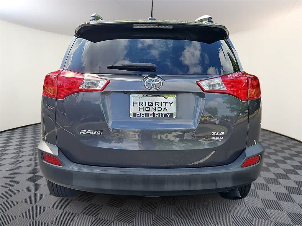Thumbnail: 2015 Toyota RAV4 - 5