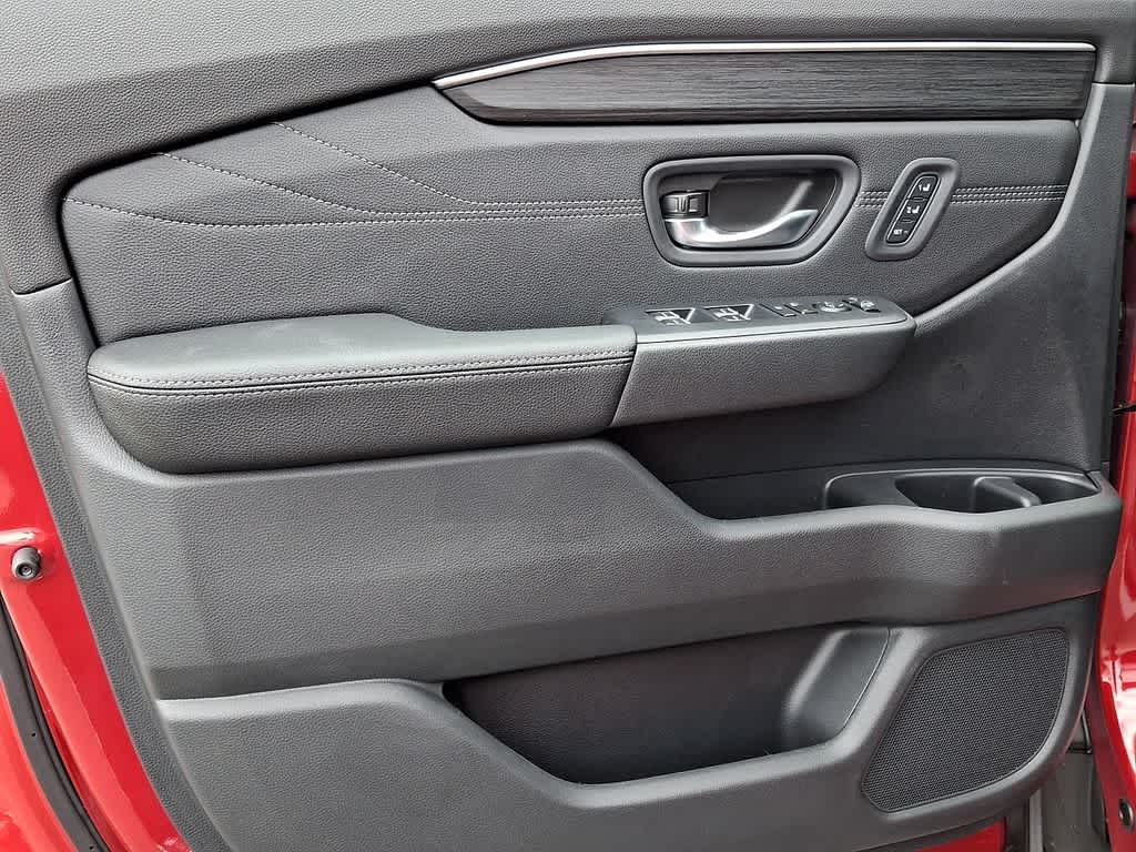 Thumbnail: 2026 Honda Pilot - 8