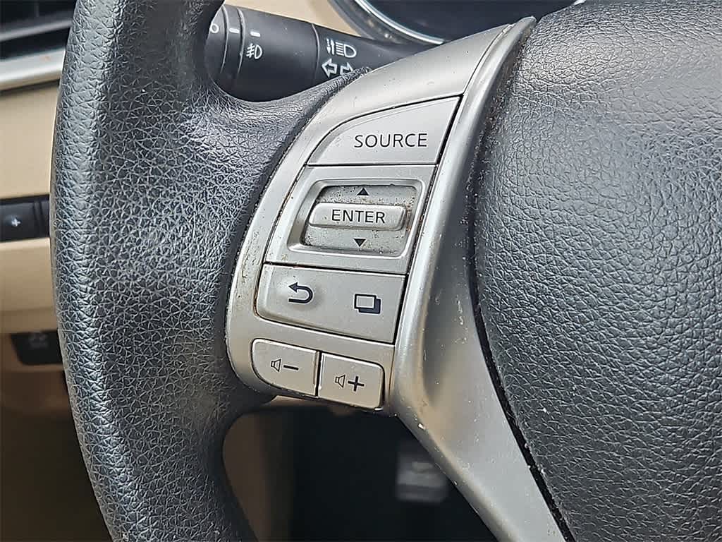 Thumbnail: 2016 Nissan Rogue - 21