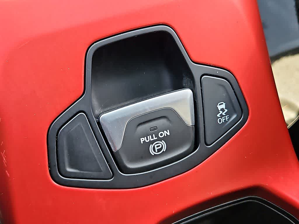 Thumbnail: 2018 Jeep Renegade - 26