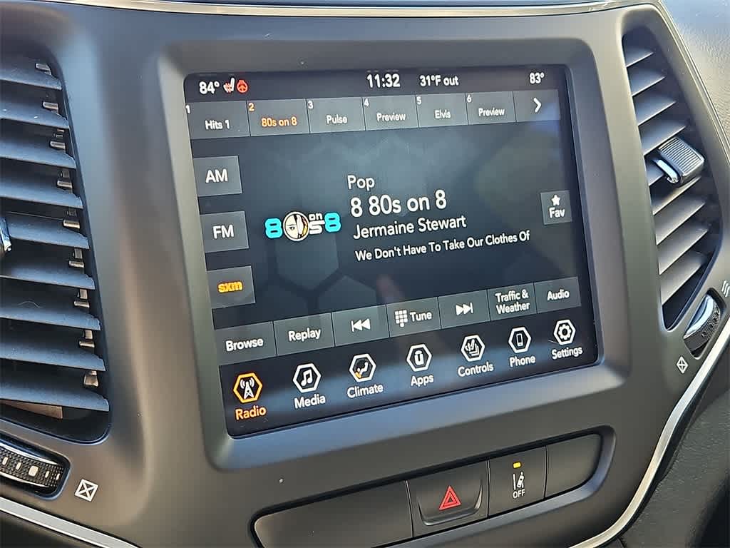 Thumbnail: 2022 Jeep Cherokee - 12