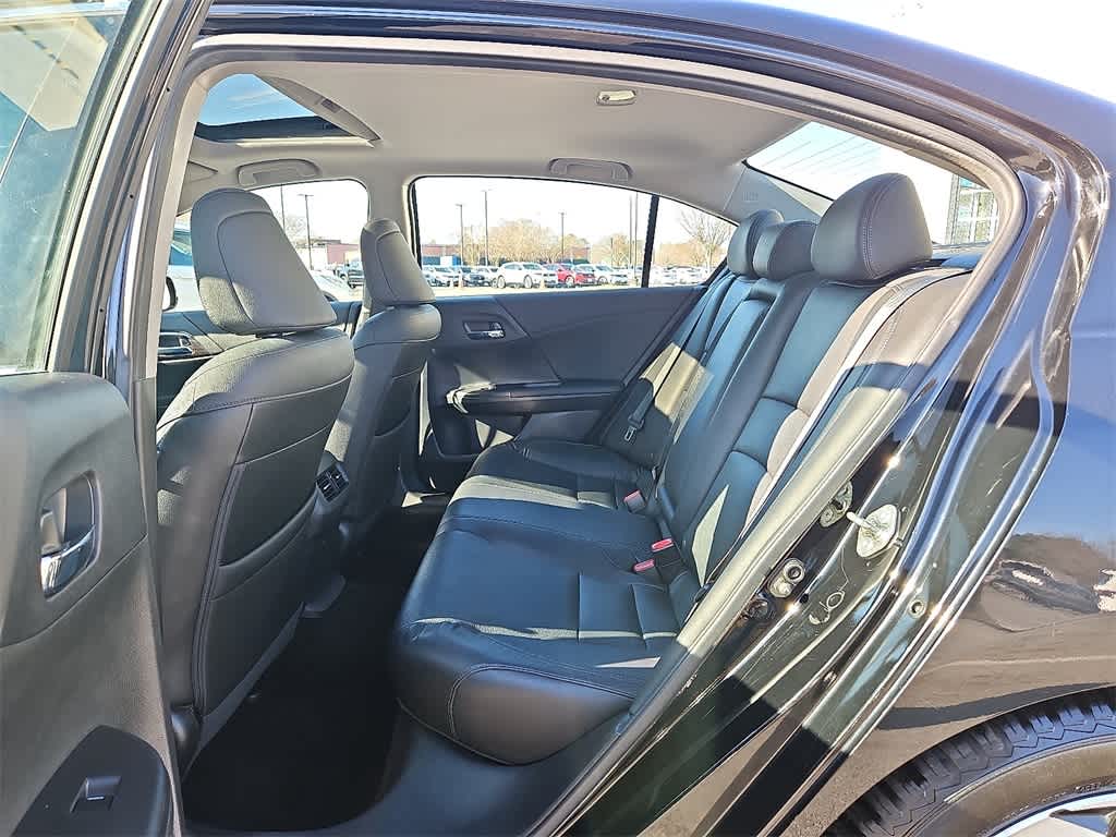 Thumbnail: 2016 Honda Accord - 9