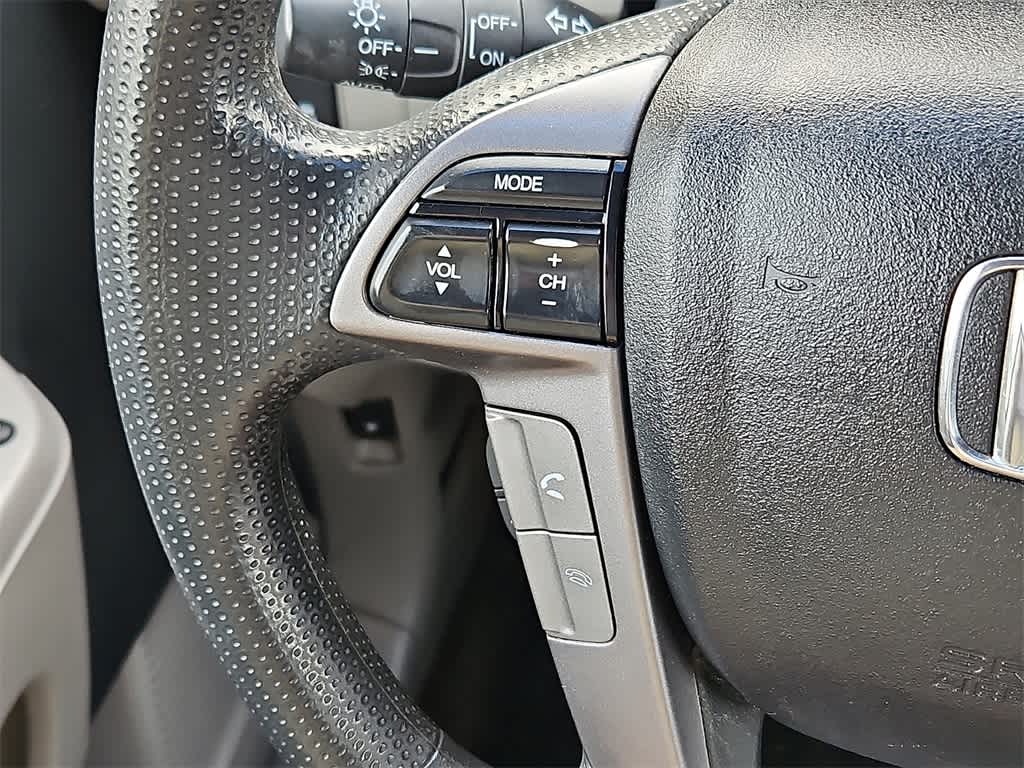 Thumbnail: 2013 Honda Pilot - 18