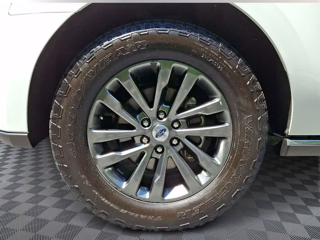 Thumbnail: 2021 Ford Expedition - 8
