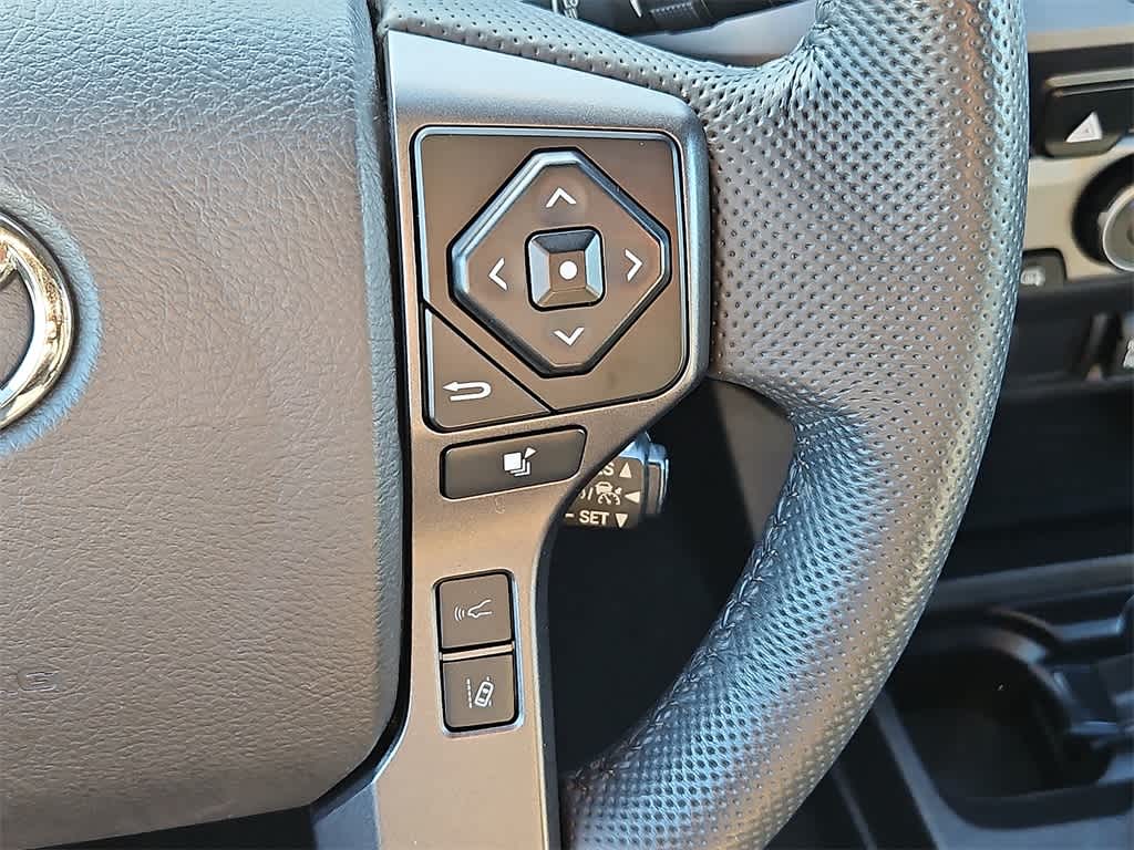 Thumbnail: 2022 Toyota Tacoma - 19