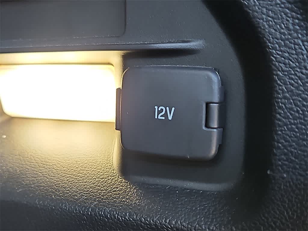 Thumbnail: 2021 Ford Explorer - 26