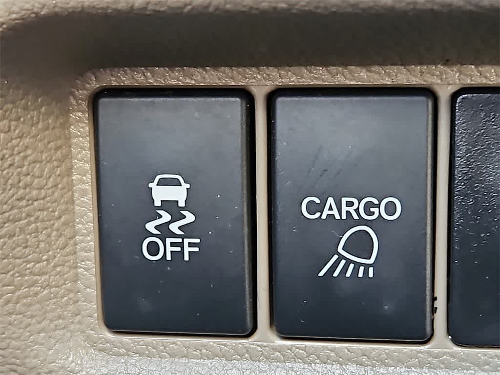 Thumbnail: 2017 Honda Ridgeline - 19