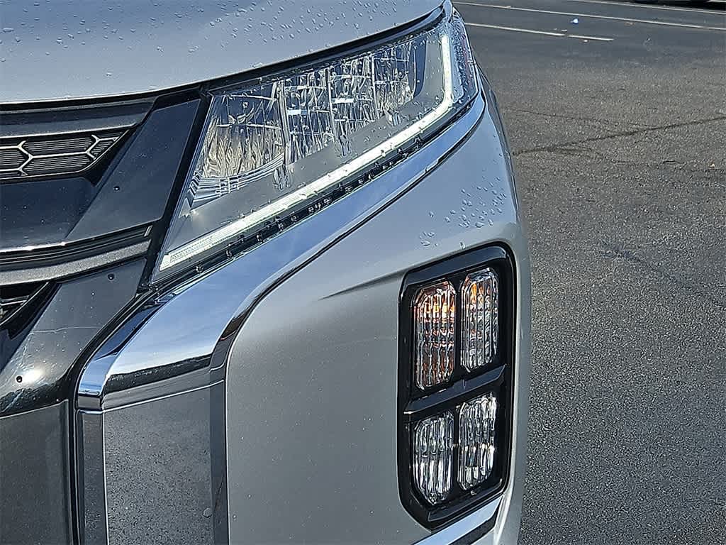 Thumbnail: 2021 Mitsubishi Outlander Sport - 9